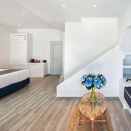 Siete Mares Luxury Imerovigli (Santorini)